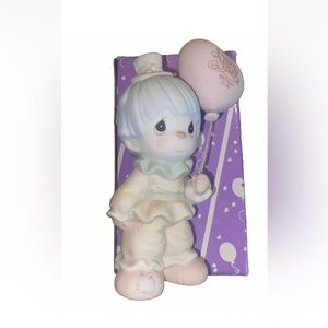Enesco Precious Moments 1993  Symbol Of Membership Happiness Is Belonging  B0008